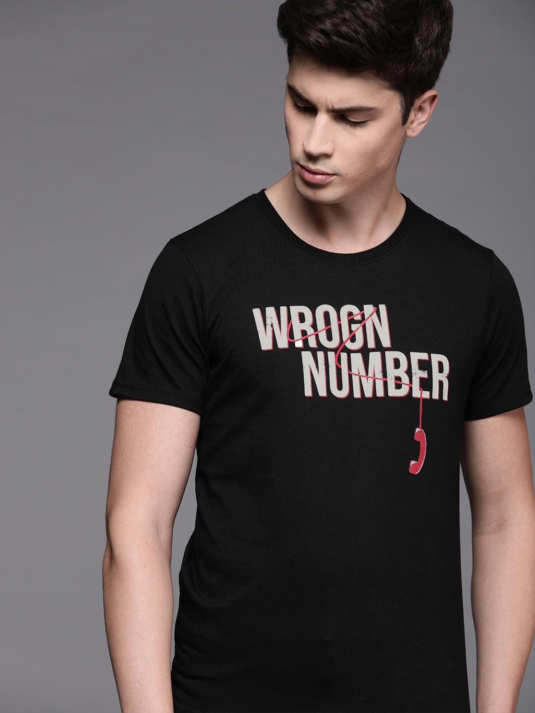 

WROGN Men Black Printed Round Neck T-shirt