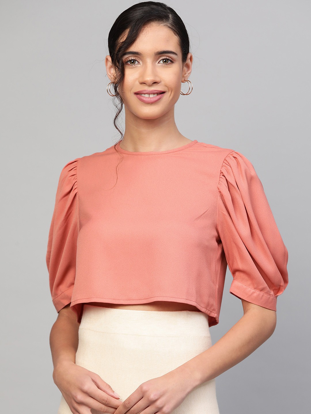 

SASSAFRAS Women Pink Solid Crop Top