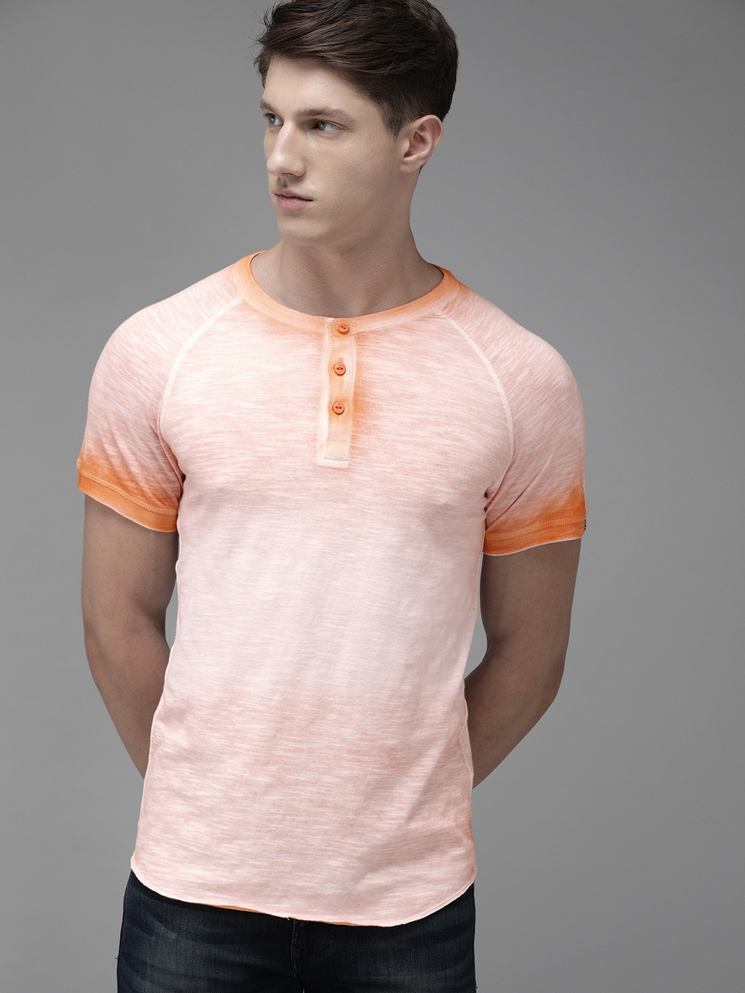 

Pepe Jeans Men Peach-Coloured Slim Fit Dyed Henley Neck Pure Cotton T-shirt