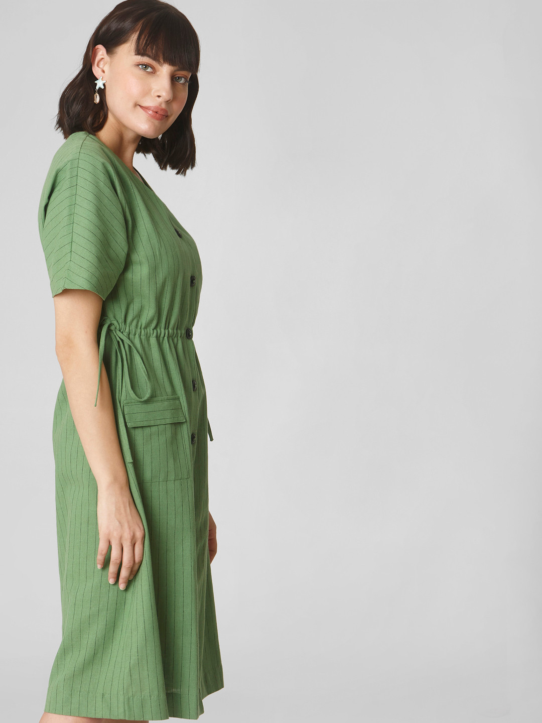 

Vero Moda Women Black And Green Striped A-Line Dress