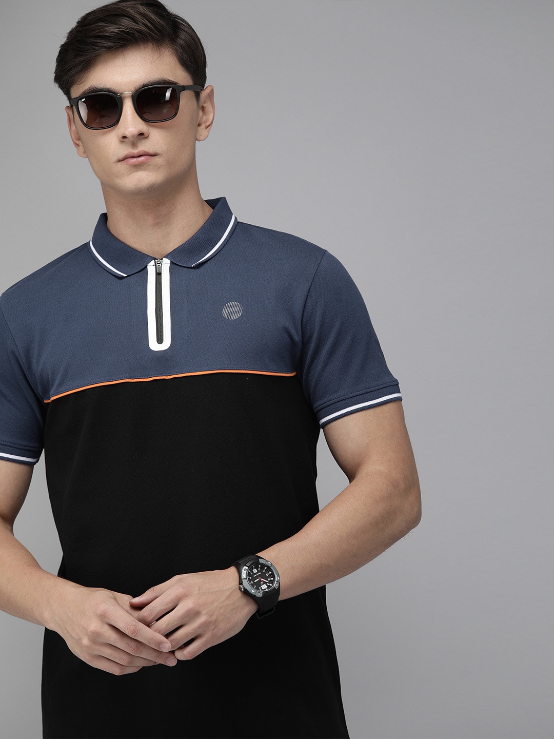 

Pepe Jeans Men Navy Blue & Black Slim Fit Colourblocked Polo Collar T-shirt