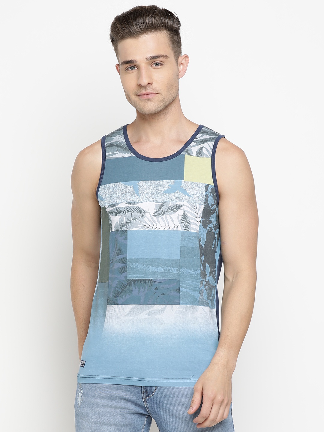 

Pepe Jeans Men Blue Printed Round Neck T-shirt
