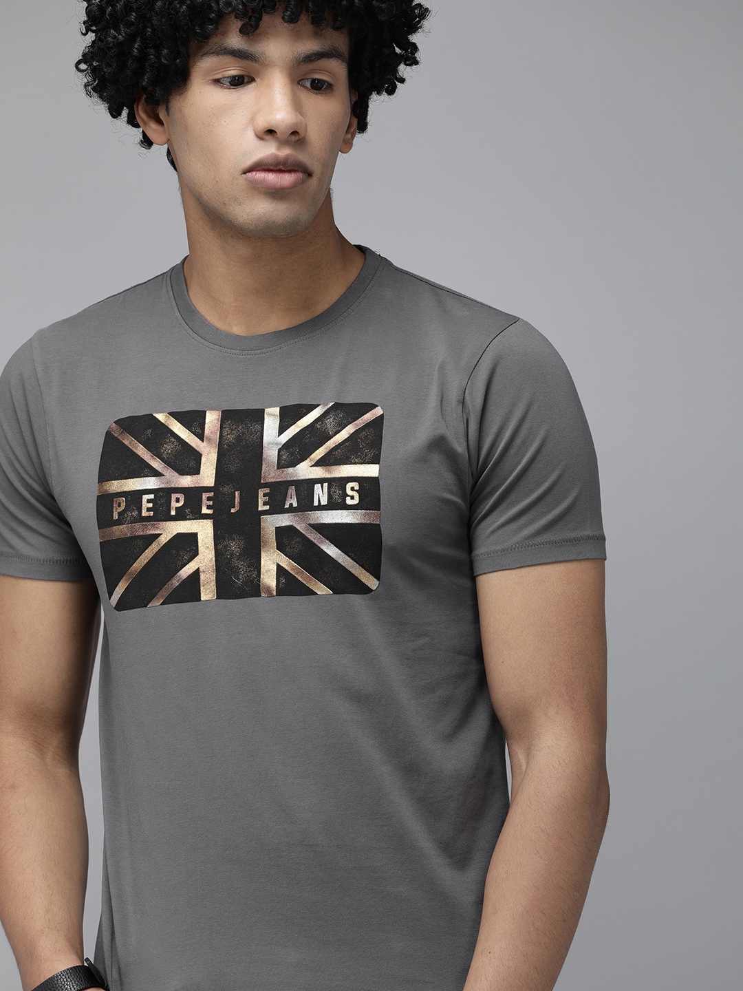 

Pepe Jeans Men Grey & Black Brand Logo Print Round Neck T-shirt