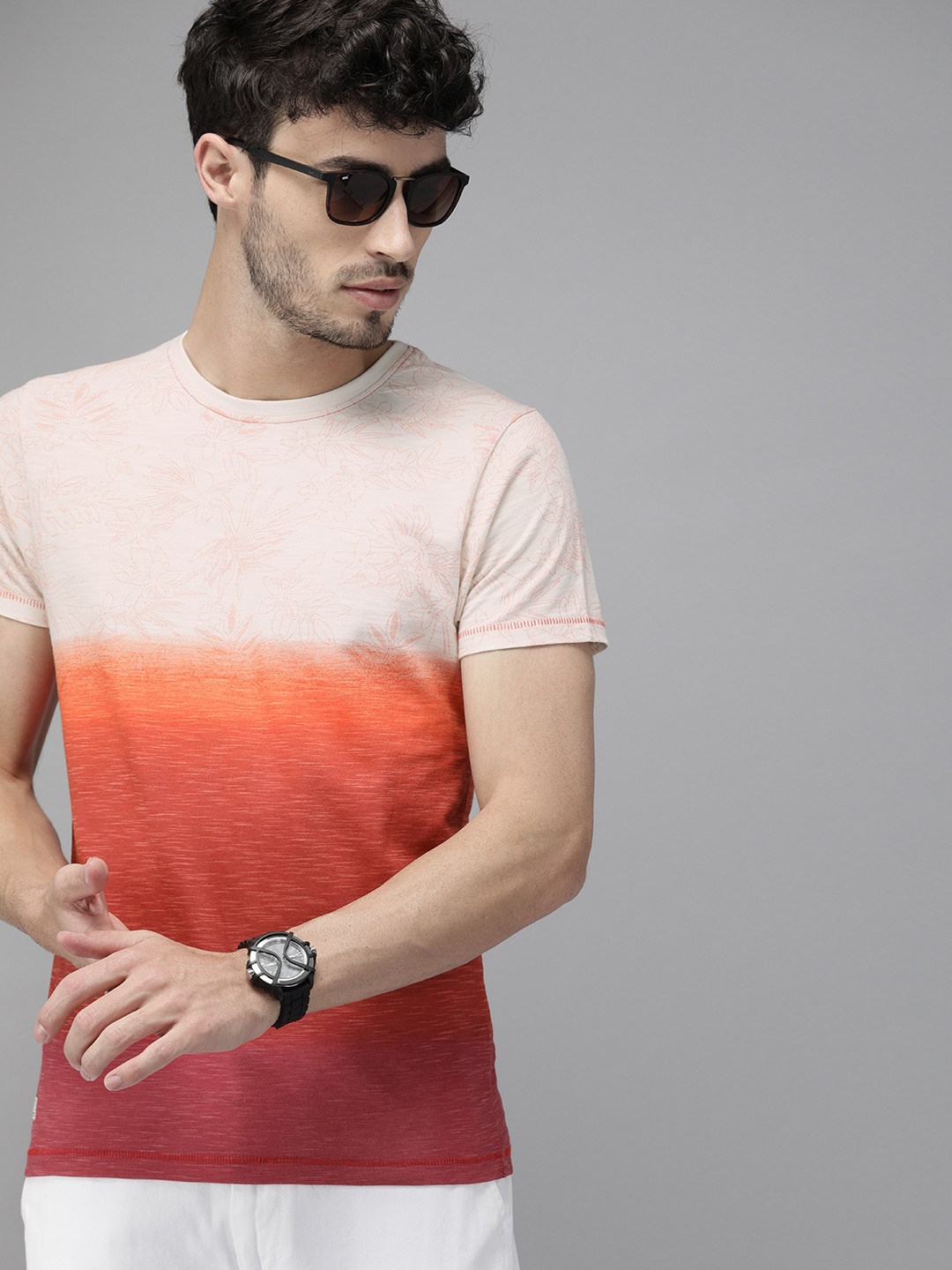 

Pepe Jeans Men Red Beige Printed Round Neck Pure Cotton T-shirt