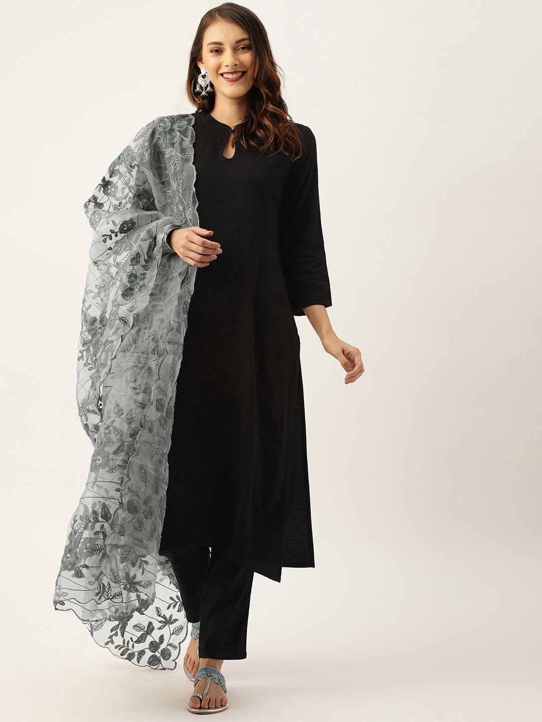 

House of Pataudi Women Black Self Design Kurta with Trousers & Dupatta