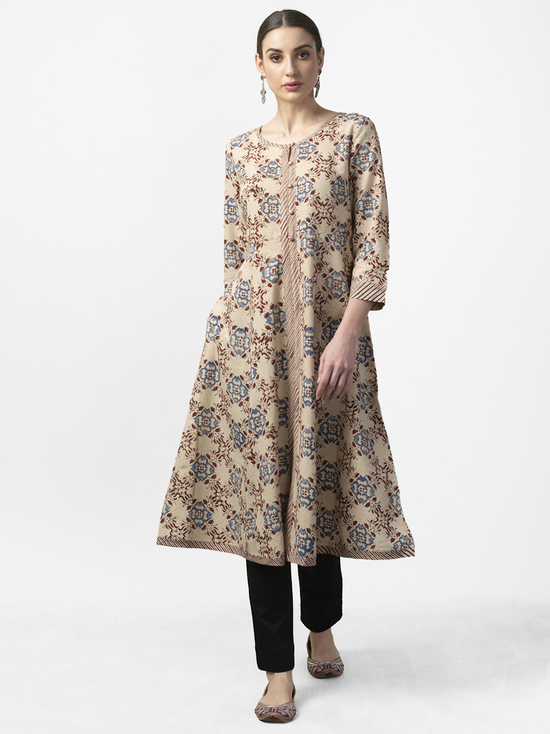 

Fabindia Women Beige & Blue Handwoven Slim Fit Hand Block Print A-Line Kurta