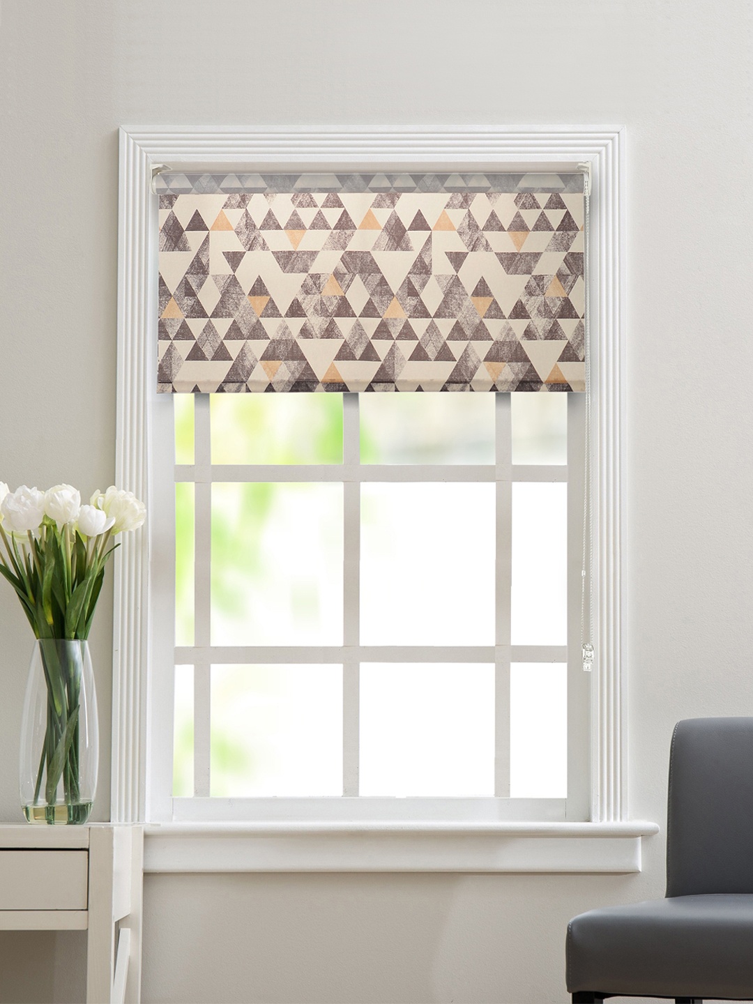 

Deco Window Grey & Black Single Room Darkening Roller Blinds