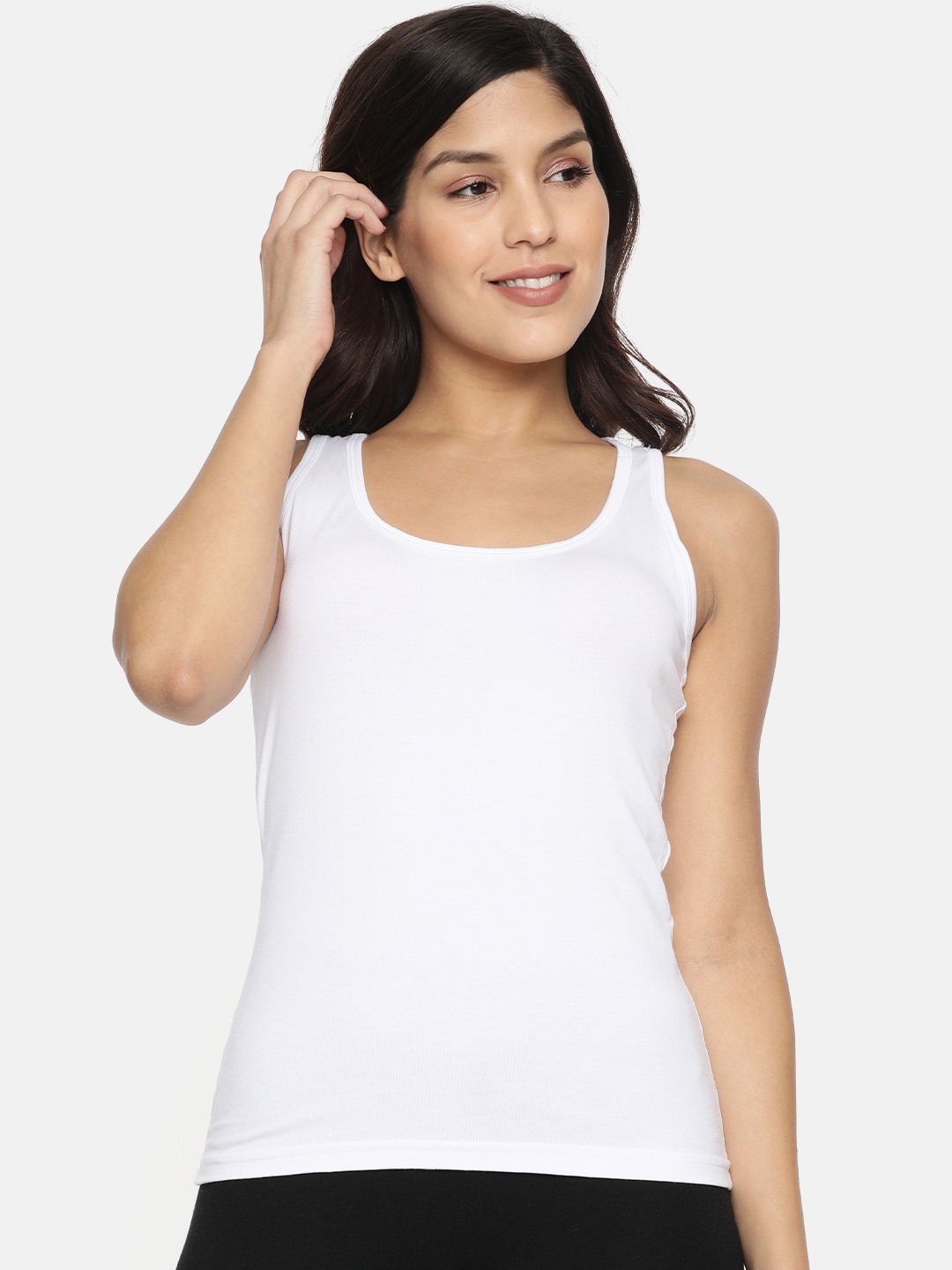 

miorre White Solid Racer Back Camisole SL05-099863