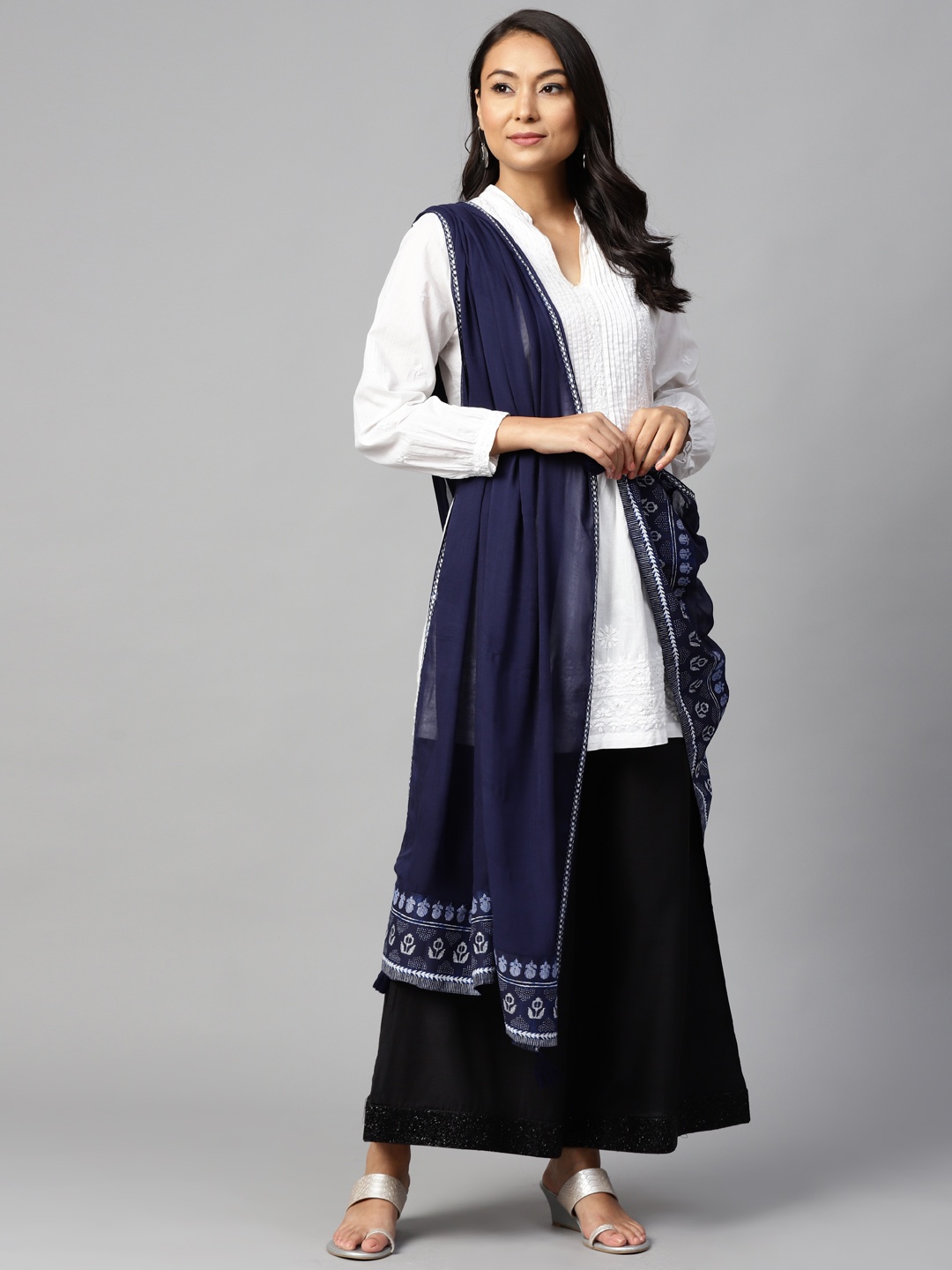 

W Navy Blue Solid Dupatta