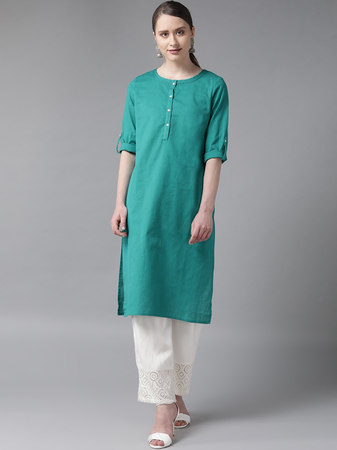 

W Women Green Solid Straight Kurta