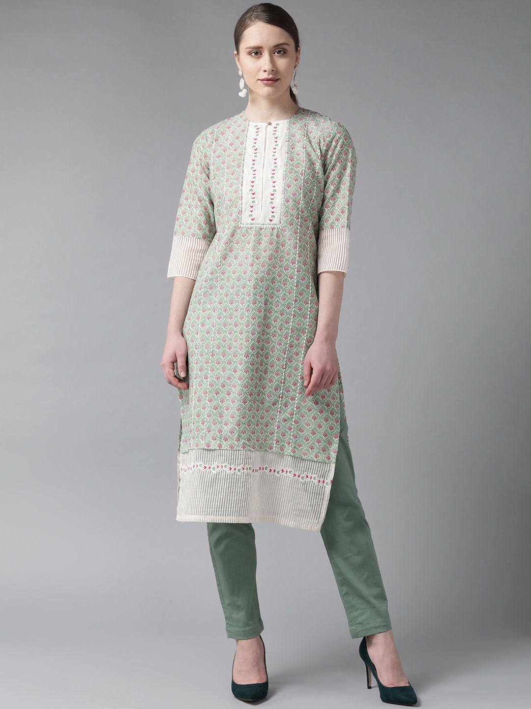 

W Women Green & Maroon Printed Straight Kurta