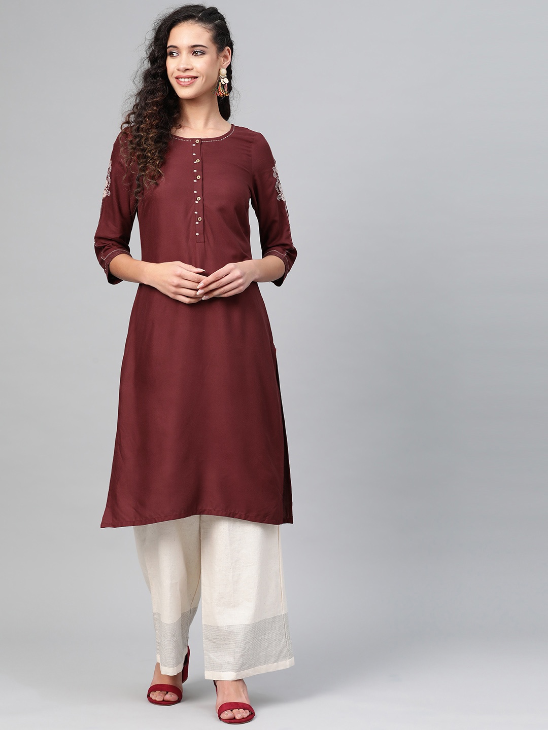 

W Women Maroon Solid Straight Kurta