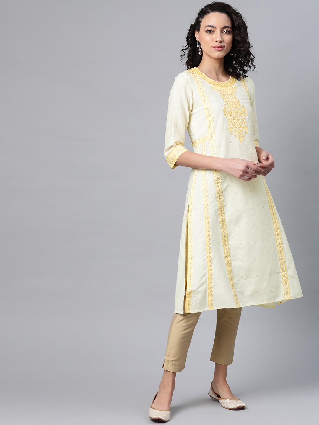 

W Women Cream-Coloured & Yellow Embroidered Straight Kurta