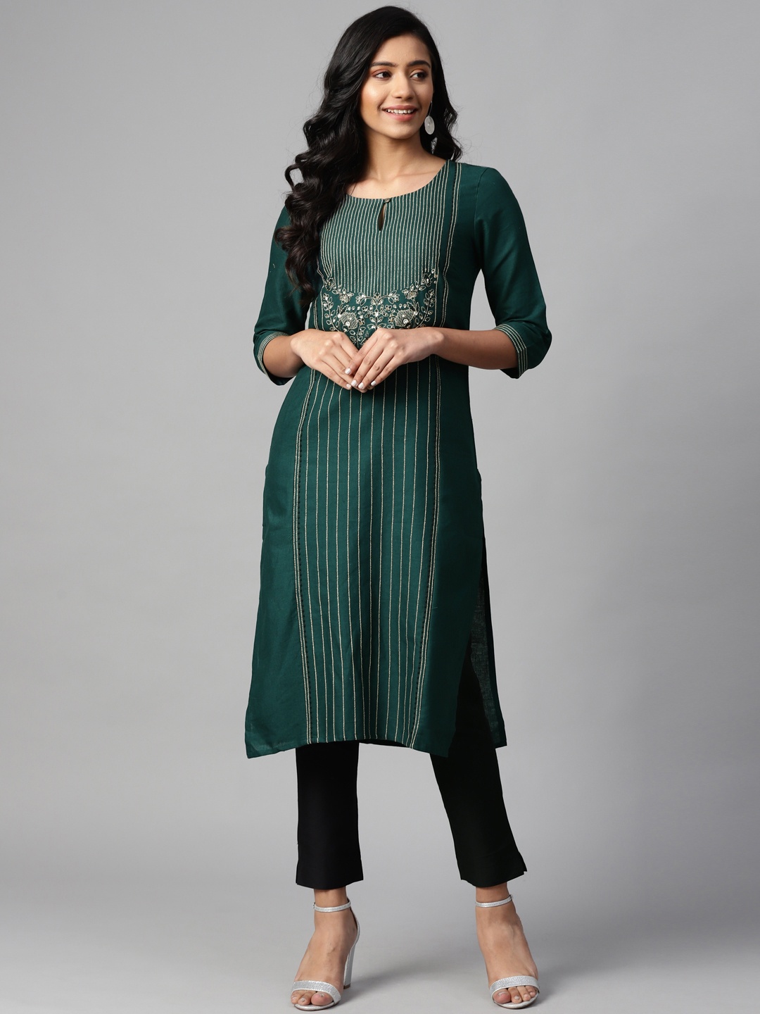 

W Women Green & Off-White Striped Straight Kurta