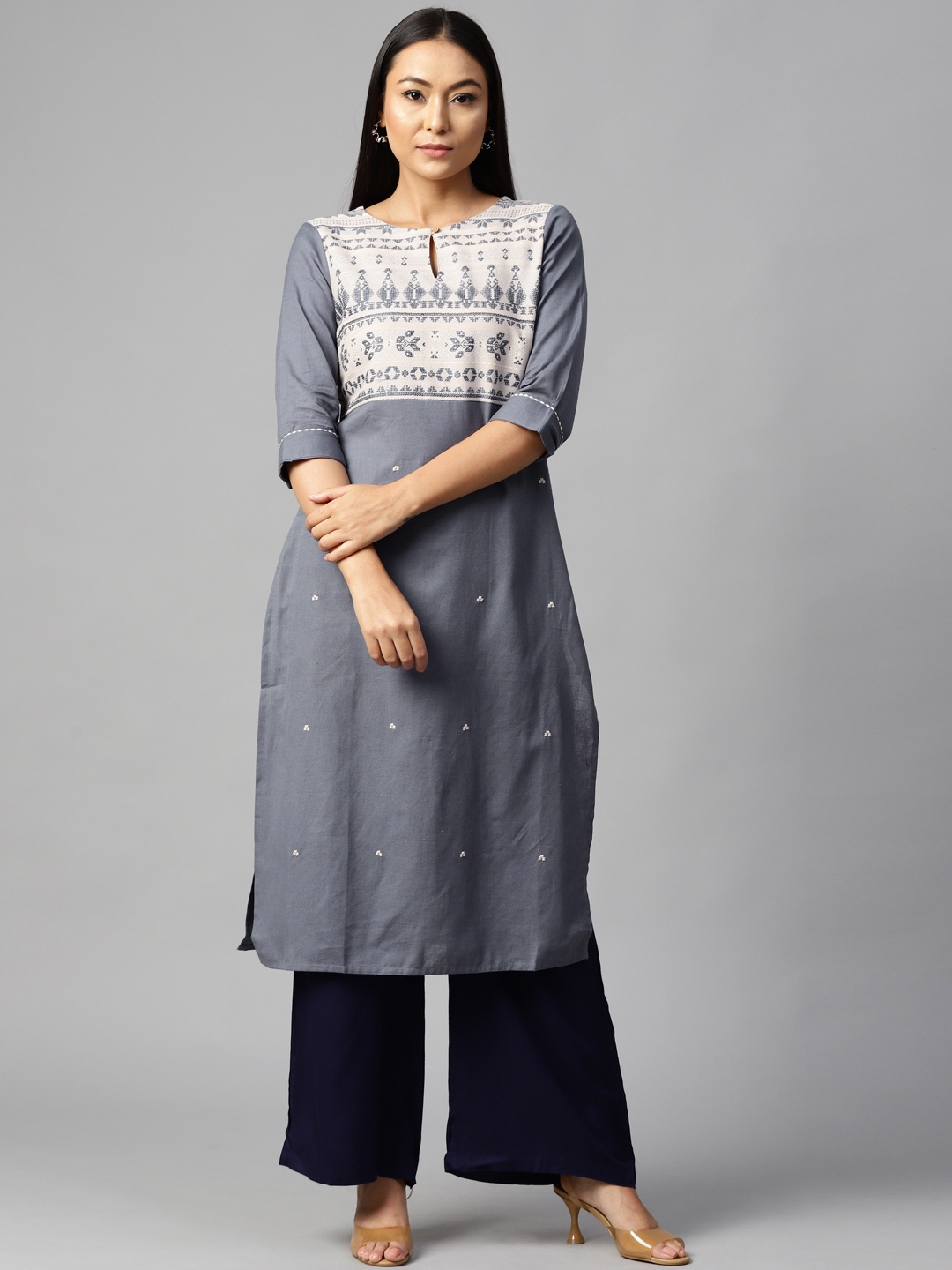 

W Women Grey & Beige Yoke Design Straight Kurta