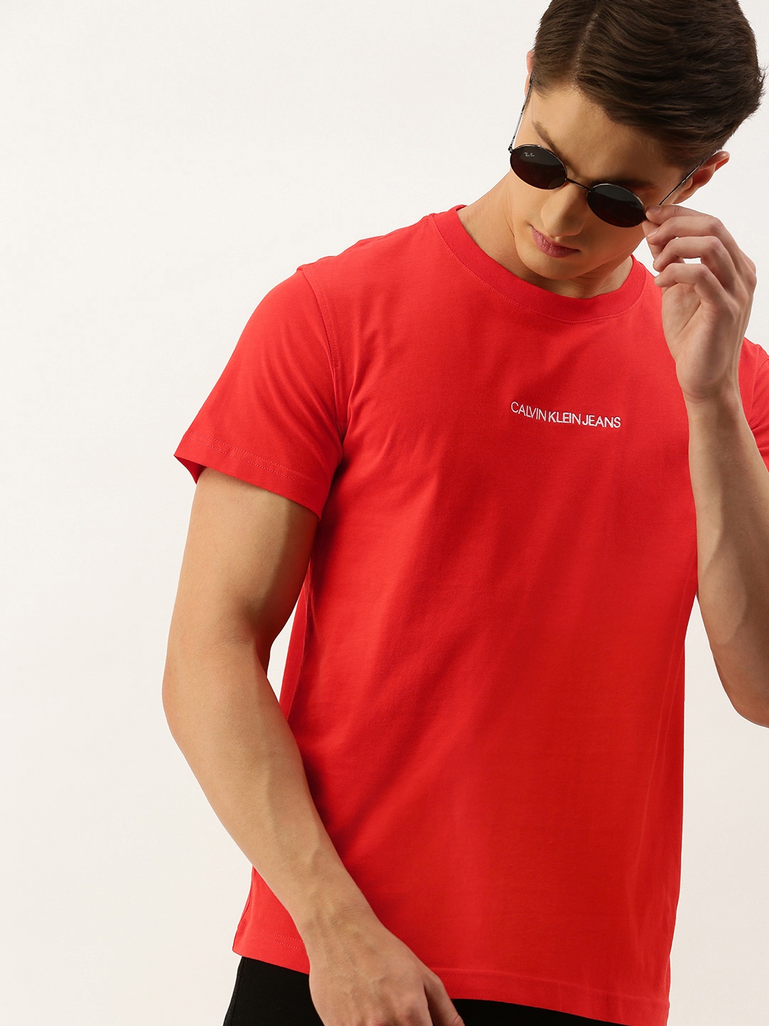 

Calvin Klein Jeans Men Red Instit Chest Logo Printed Round Neck Pure Cotton T-shirt