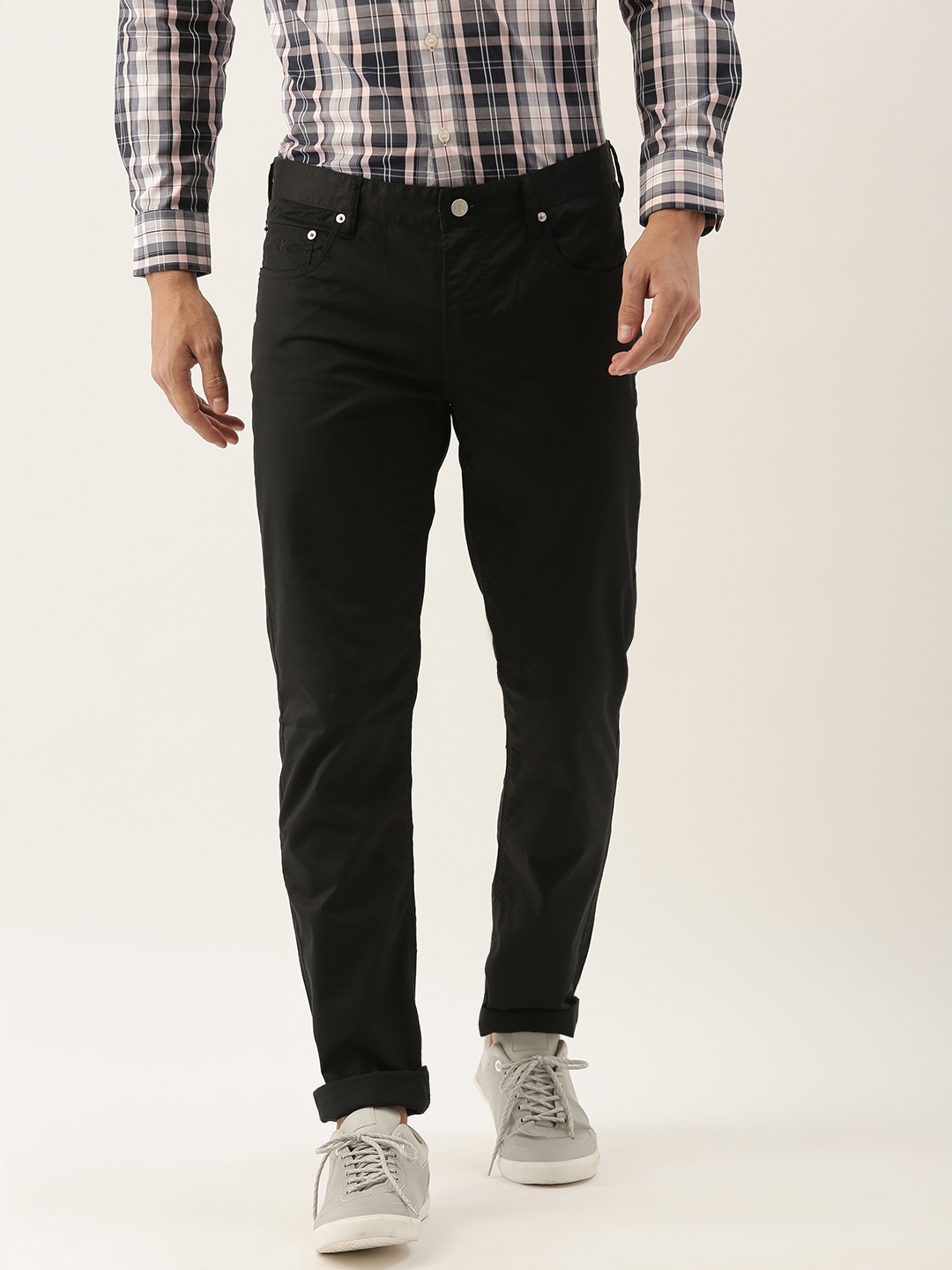 

Calvin Klein Jeans Men Black Slim Fit Chinos