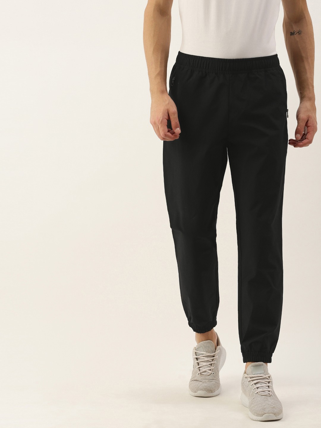 

Calvin Klein Jeans Men Black Solid Premium Straight Fit Joggers