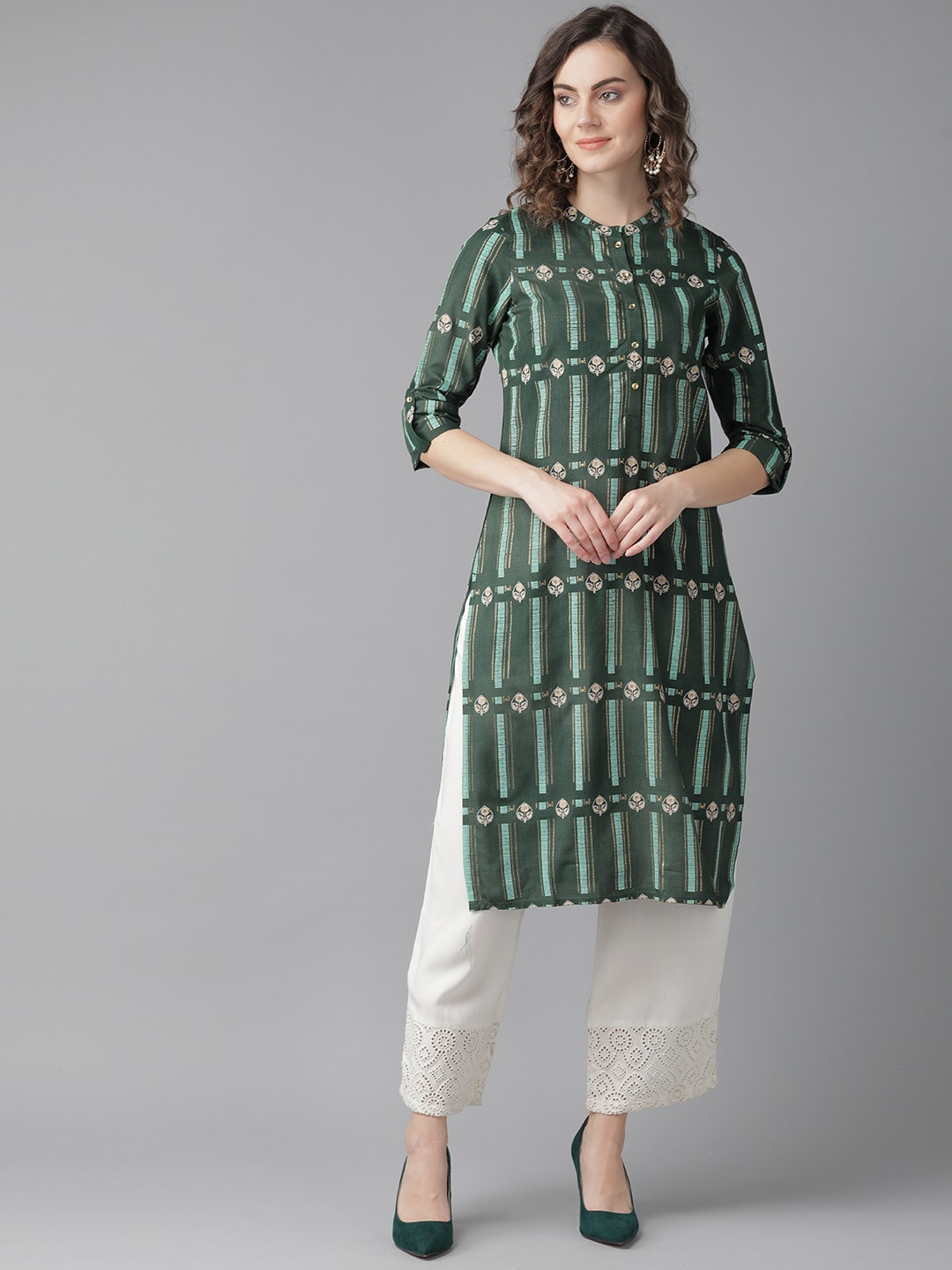 

W Women Green & Blue Printed Straight Sustainable Kurta