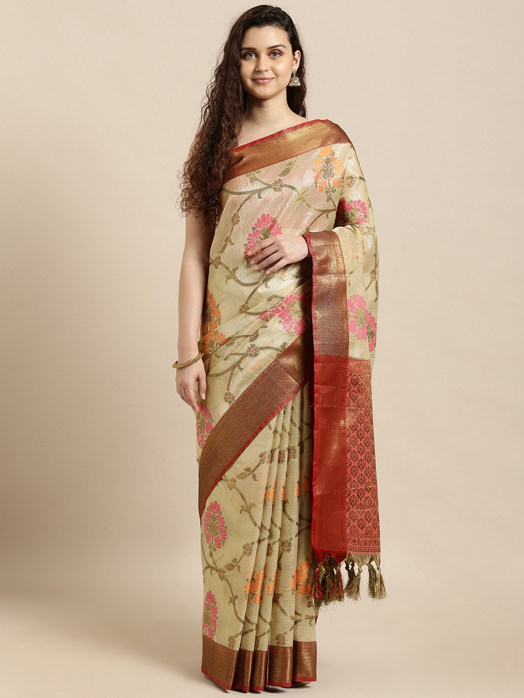 

VASTRANAND Beige & Pink Silk Blend Woven Design Kanjeevaram Saree