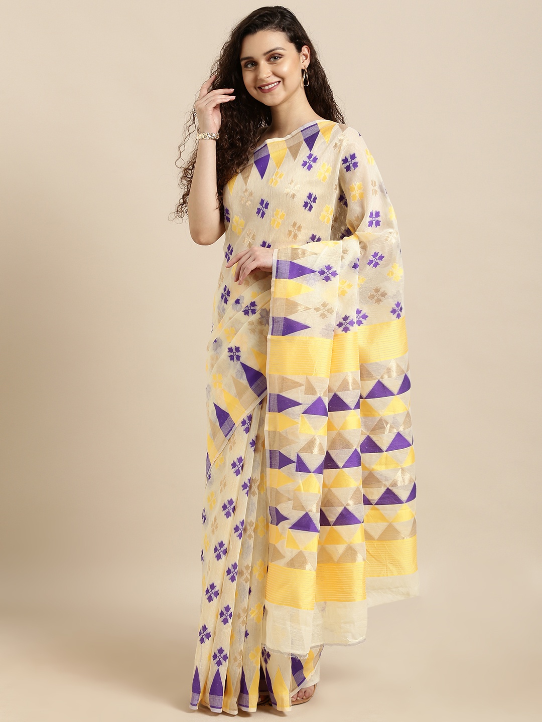 

VASTRANAND Cream-Coloured & Yellow Silk Cotton Woven Design Jamdani Saree