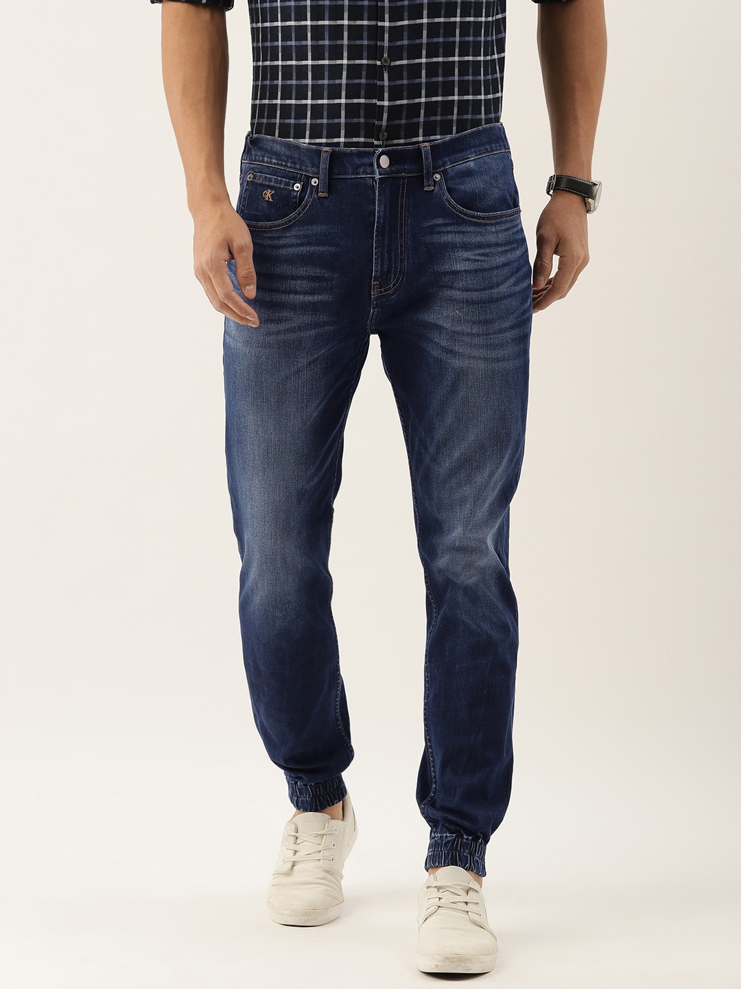 

Calvin Klein Jeans Men Blue Jogger Mid-Rise Clean Look Stretchable Jeans