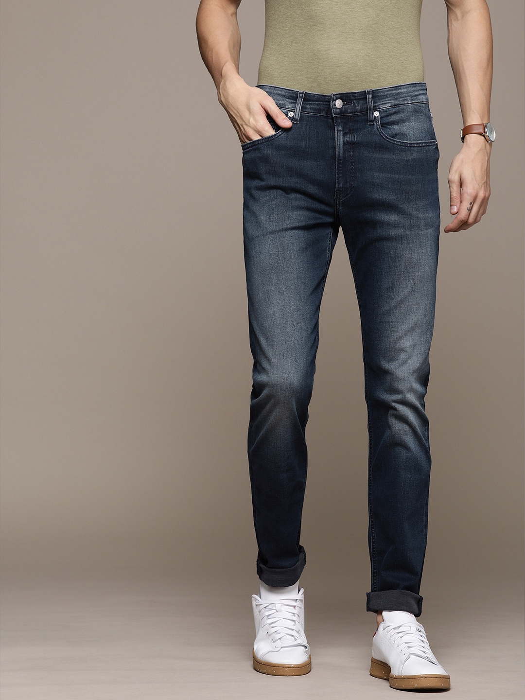 

Calvin Klein Jeans Men Blue Infinite Flex Skinny Fit Clean Look Stretchable Jeans
