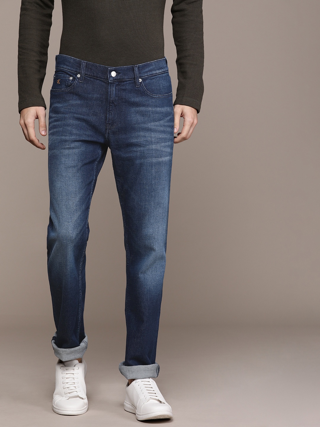 

Calvin Klein Jeans Men Blue Straight Fit Mid-Rise Low Distress Stretchable Jeans