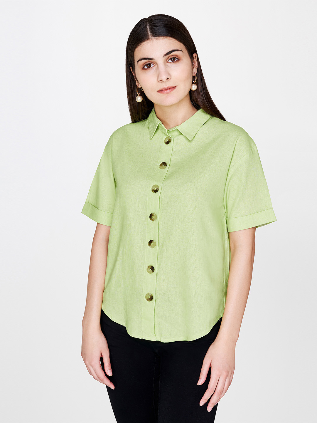 

AND Women Green Regular Fit Solid Casual Shirt