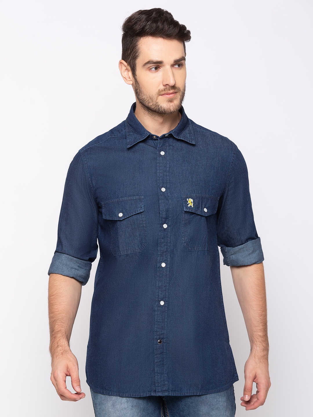 

GIORDANO Men Blue Smart Slim Fit Solid Denim Casual Shirt