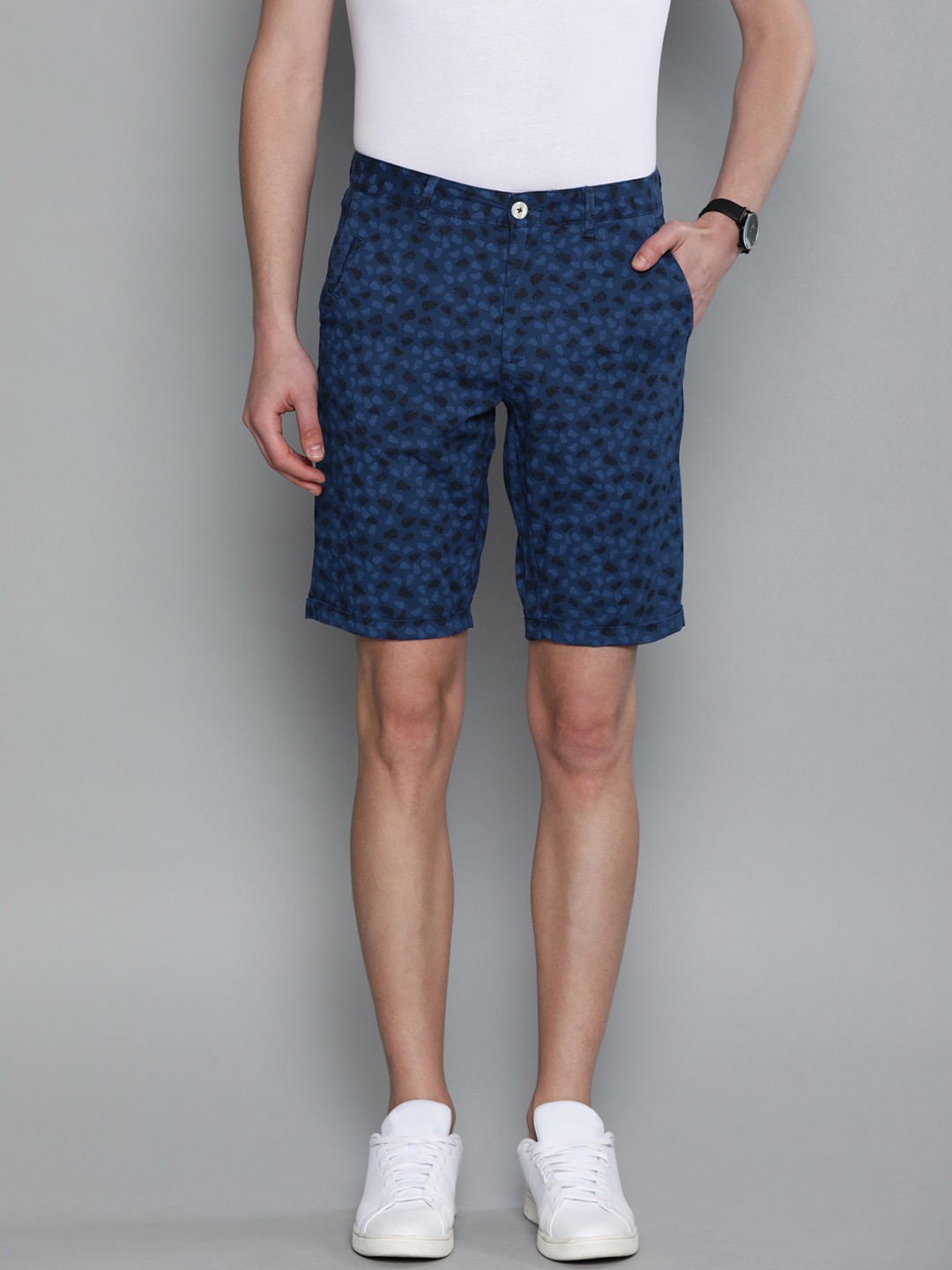 

Louis Philippe Sport Men Navy Blue & Black Printed Slim Fit Regular Shorts