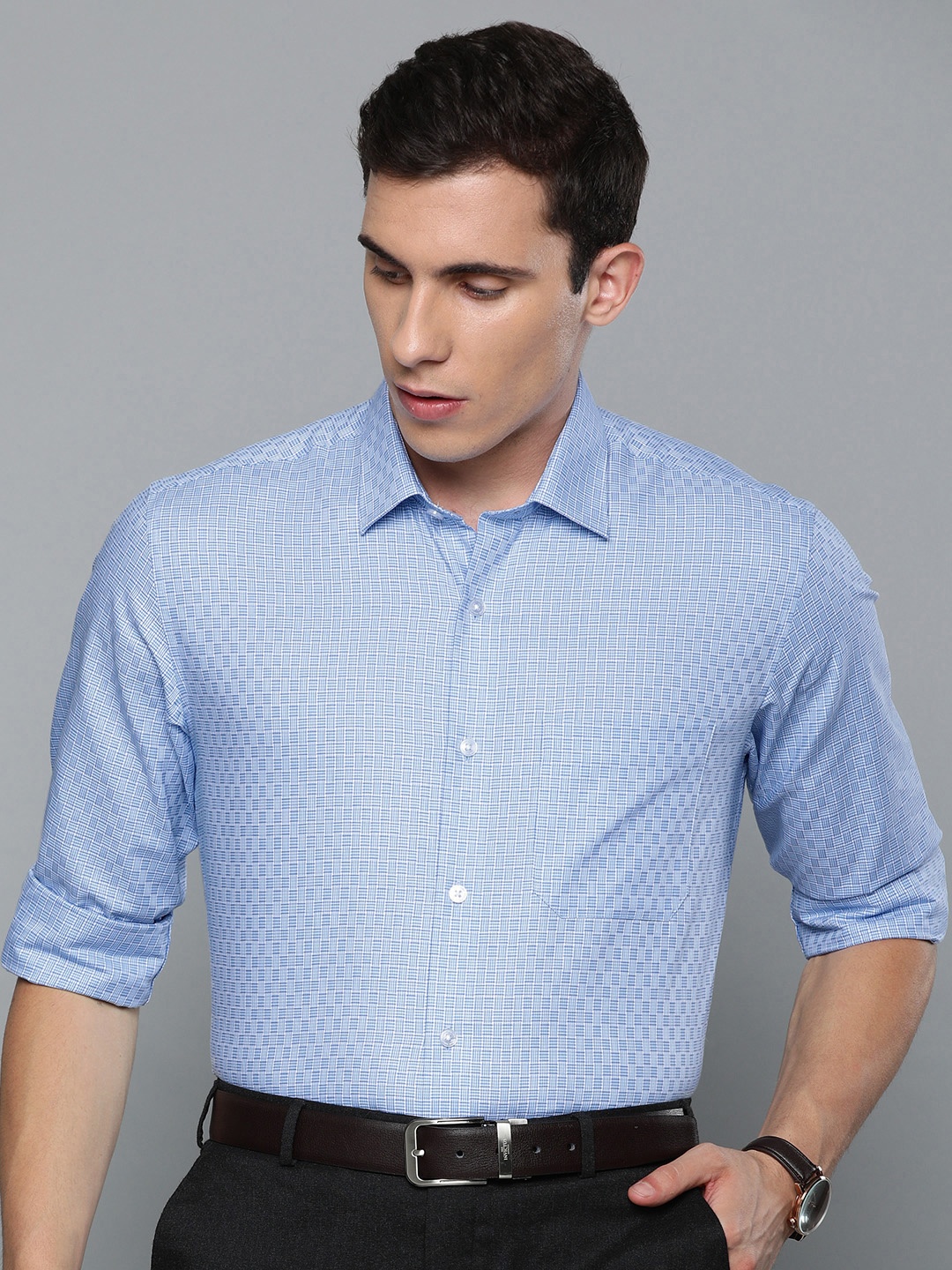 

Louis Philippe Men White & Blue Slim Fit Checked Formal Shirt