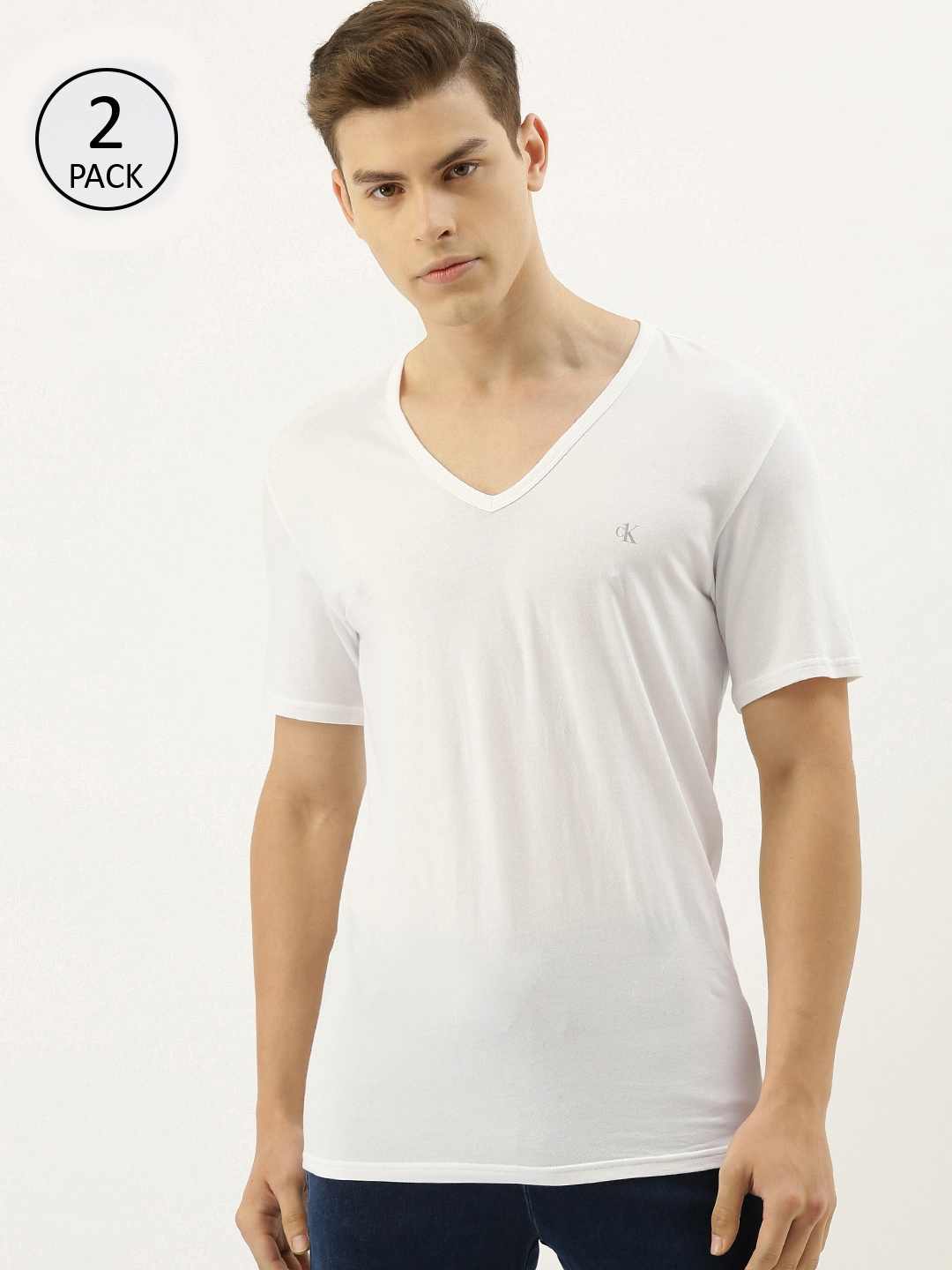 

Calvin Klein Underwear Men Pack of 2 White Solid V-Neck T-shirt