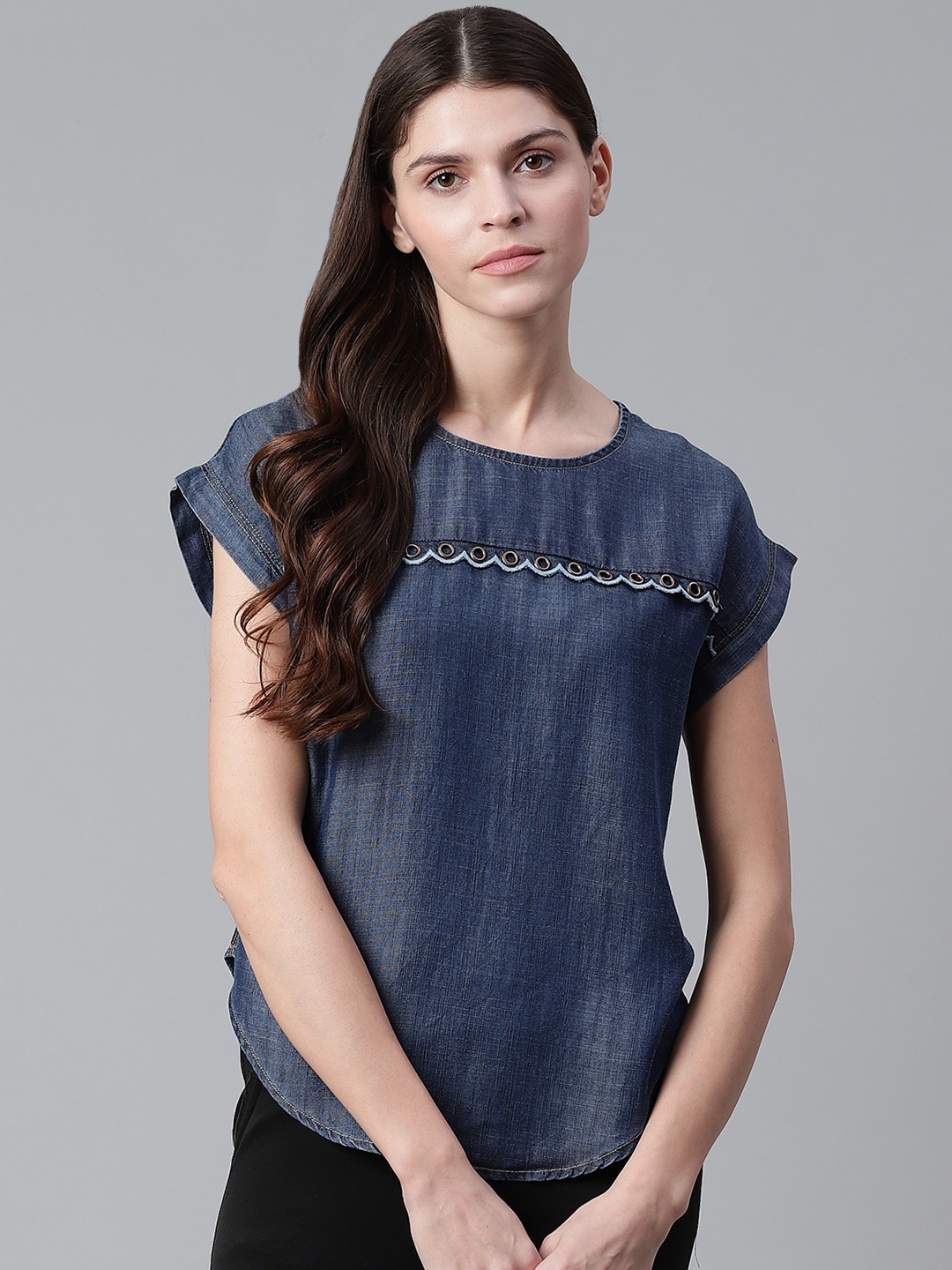 

Roadster Women Navy Blue Solid Chambray Pure Cotton Top