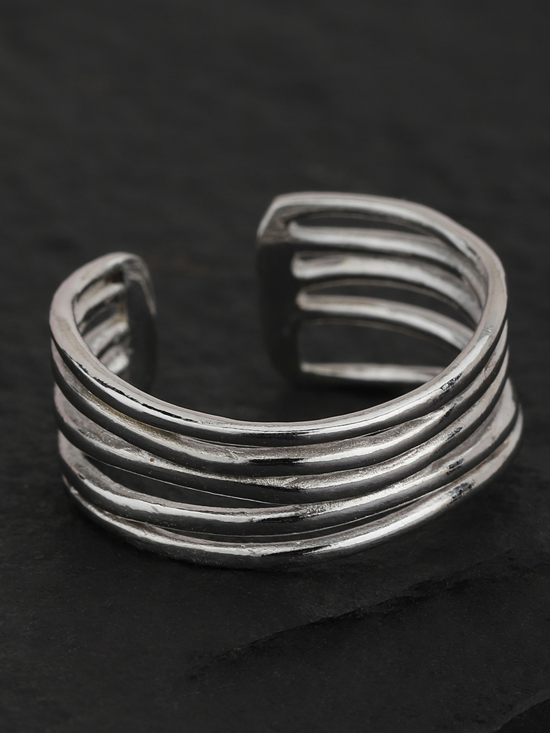 

Carlton London Women Silver-Toned Rhodium-Plated Adjustable Finger Ring