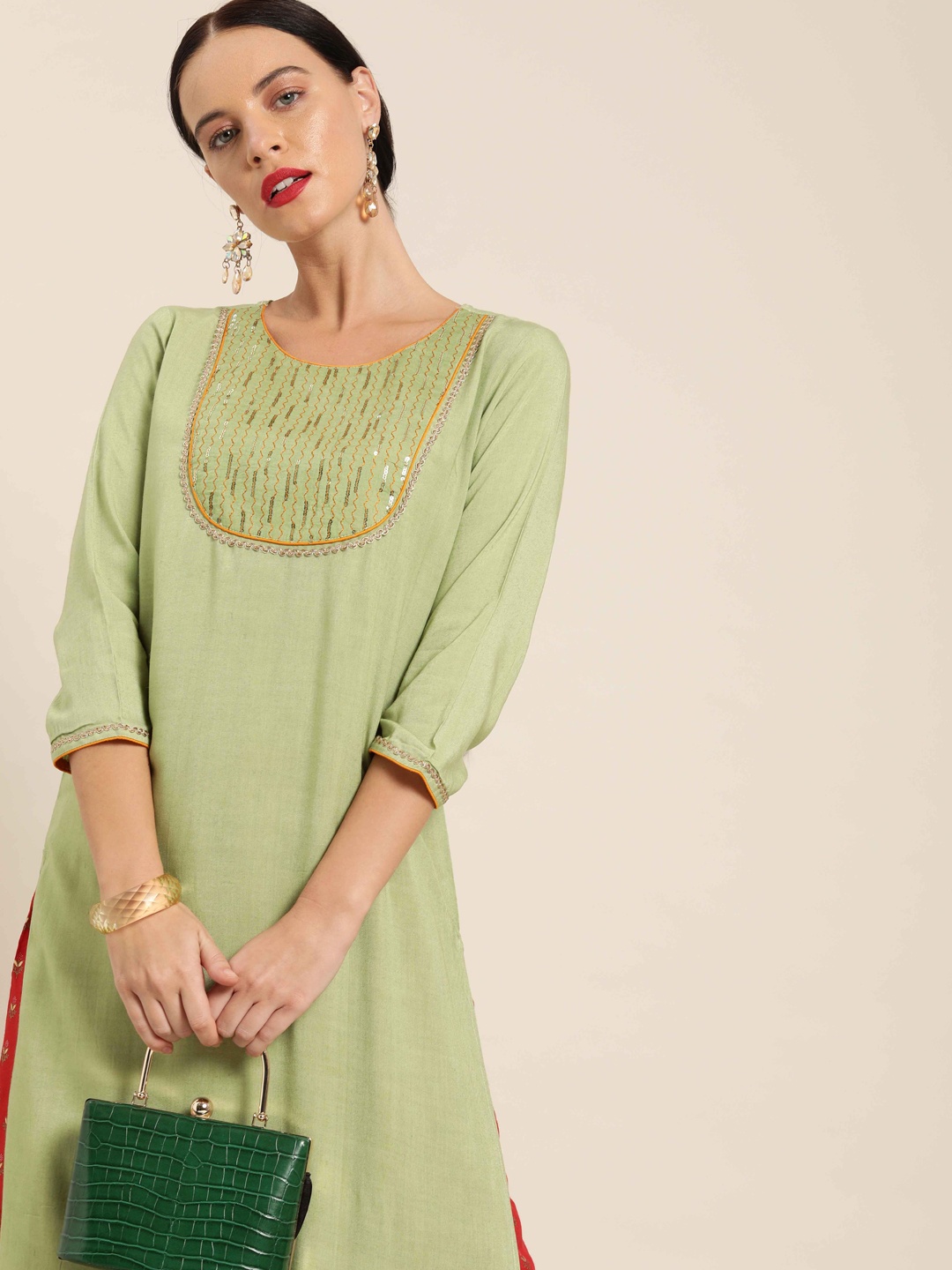 

Jaipur Kurti Women Green Yoke Design Straight Kurta