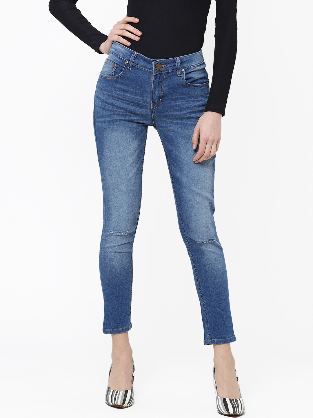 

Deewa Women Blue Regular Fit Mid-Rise Clean Look Stretchable Jeans