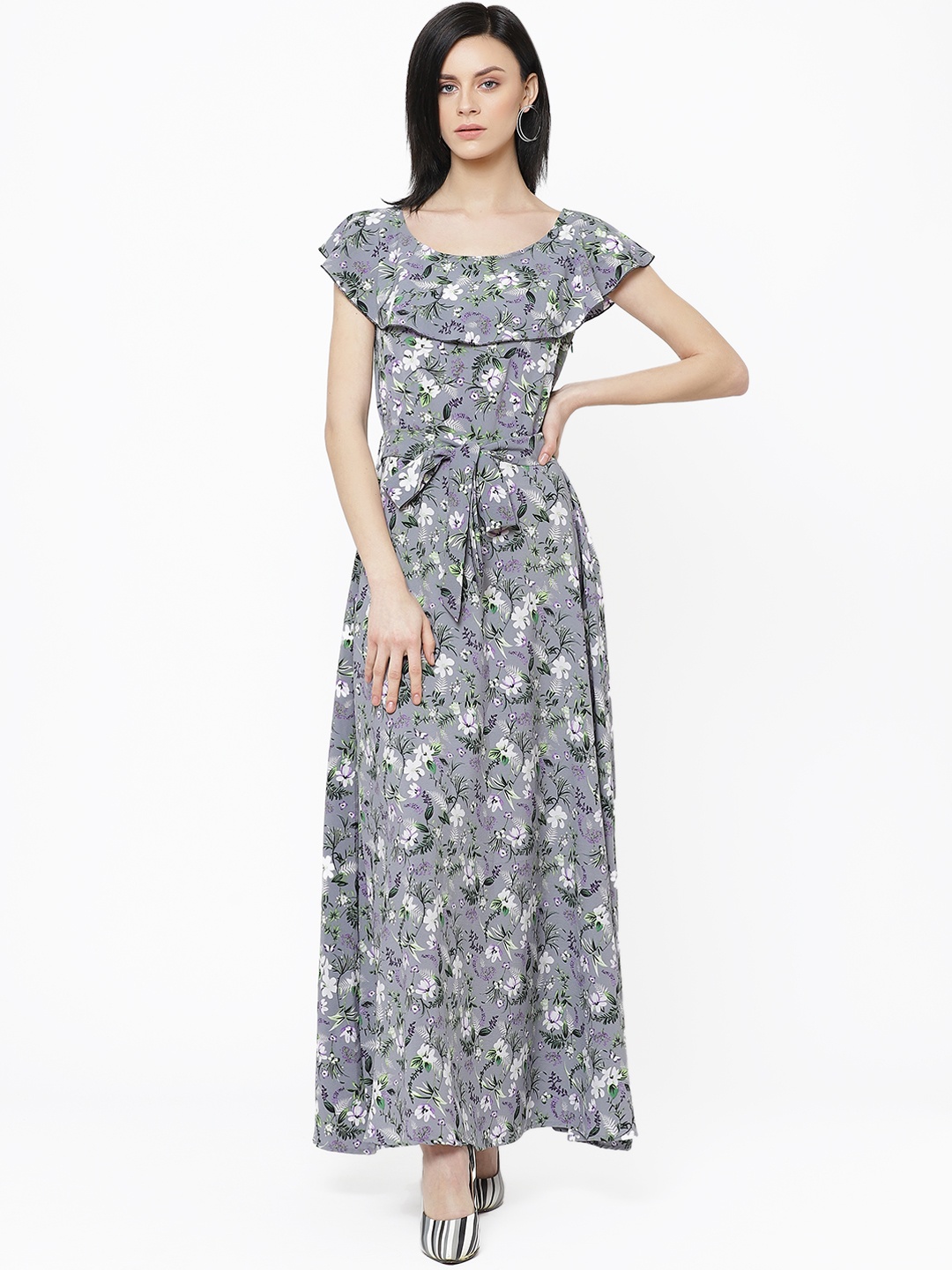 

Deewa Women Grey & White Floral Printed Maxi Dress