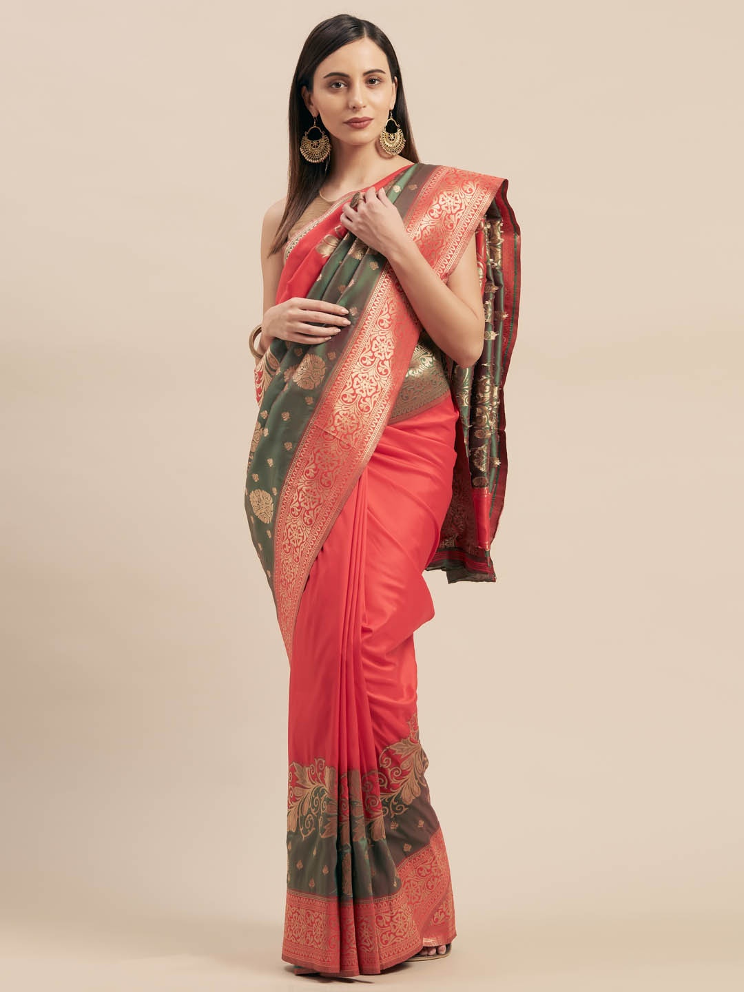 

Mitera Red & Green Silk Blend Woven Design Kanjeevaram Saree