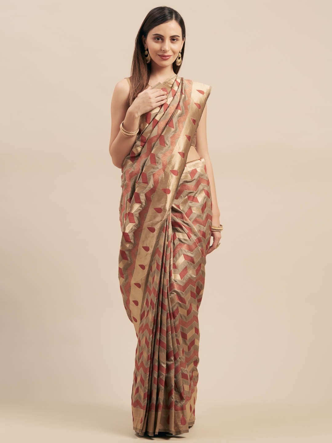 

Mitera Brown Silk Cotton Woven Design Kanjeevaram Saree