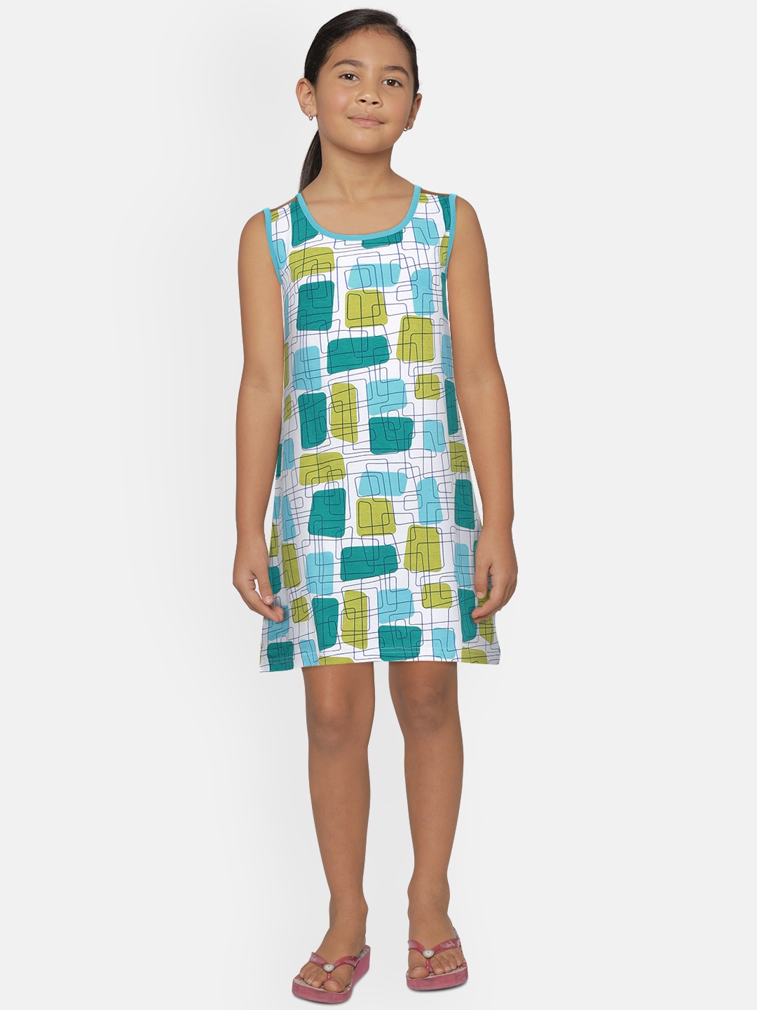 

SINI MINI Girls White & Turquoise Blue Printed Nightdress