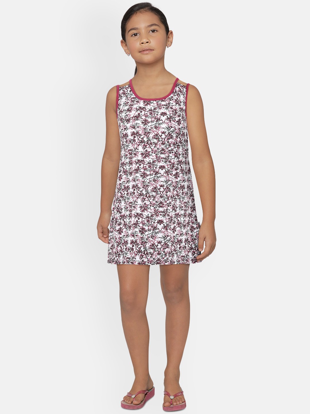 

SINI MINI Girls White & Pink Printed Nightdress