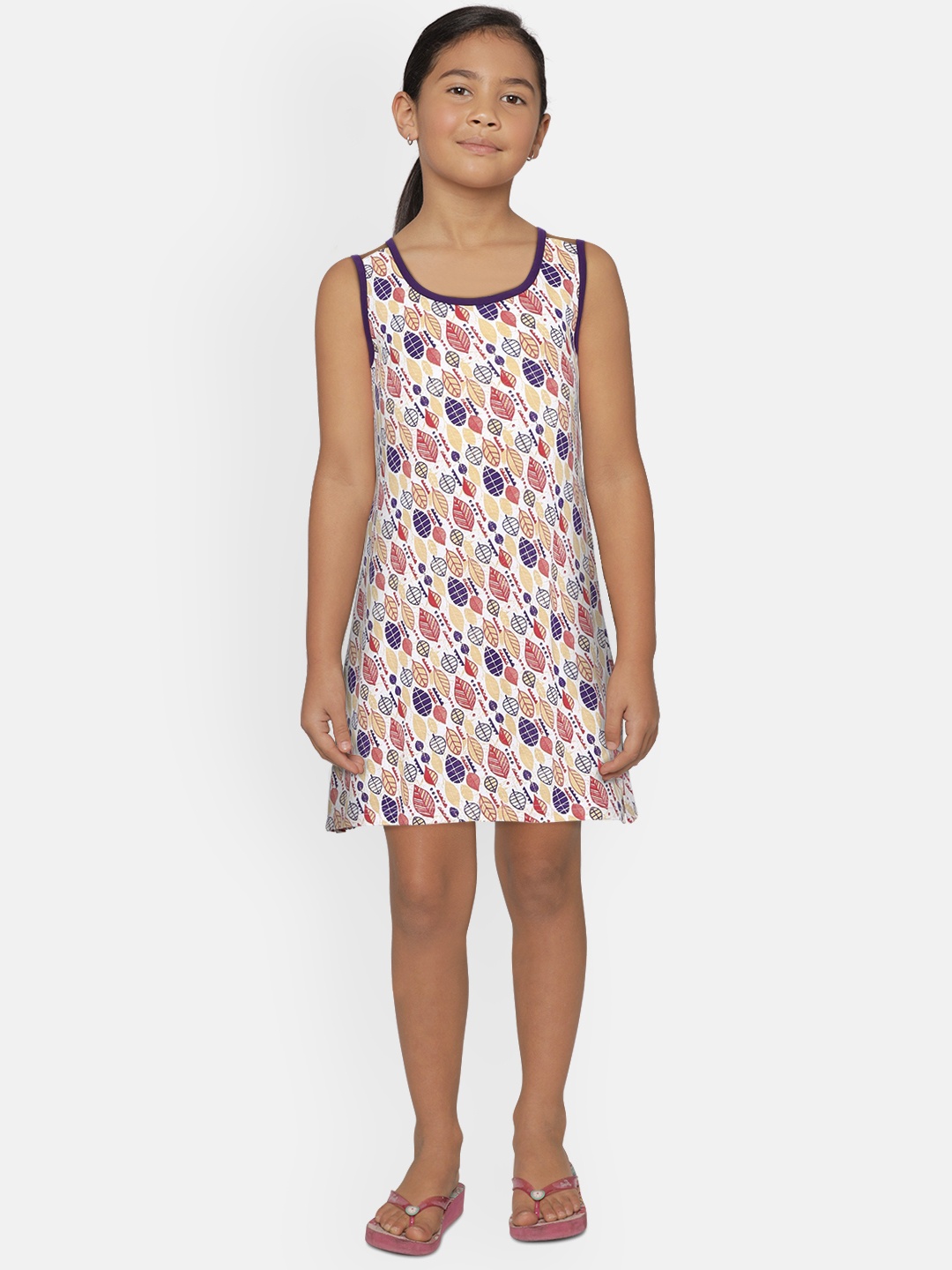 

SINI MINI Girls White & Purple Printed Nightdress