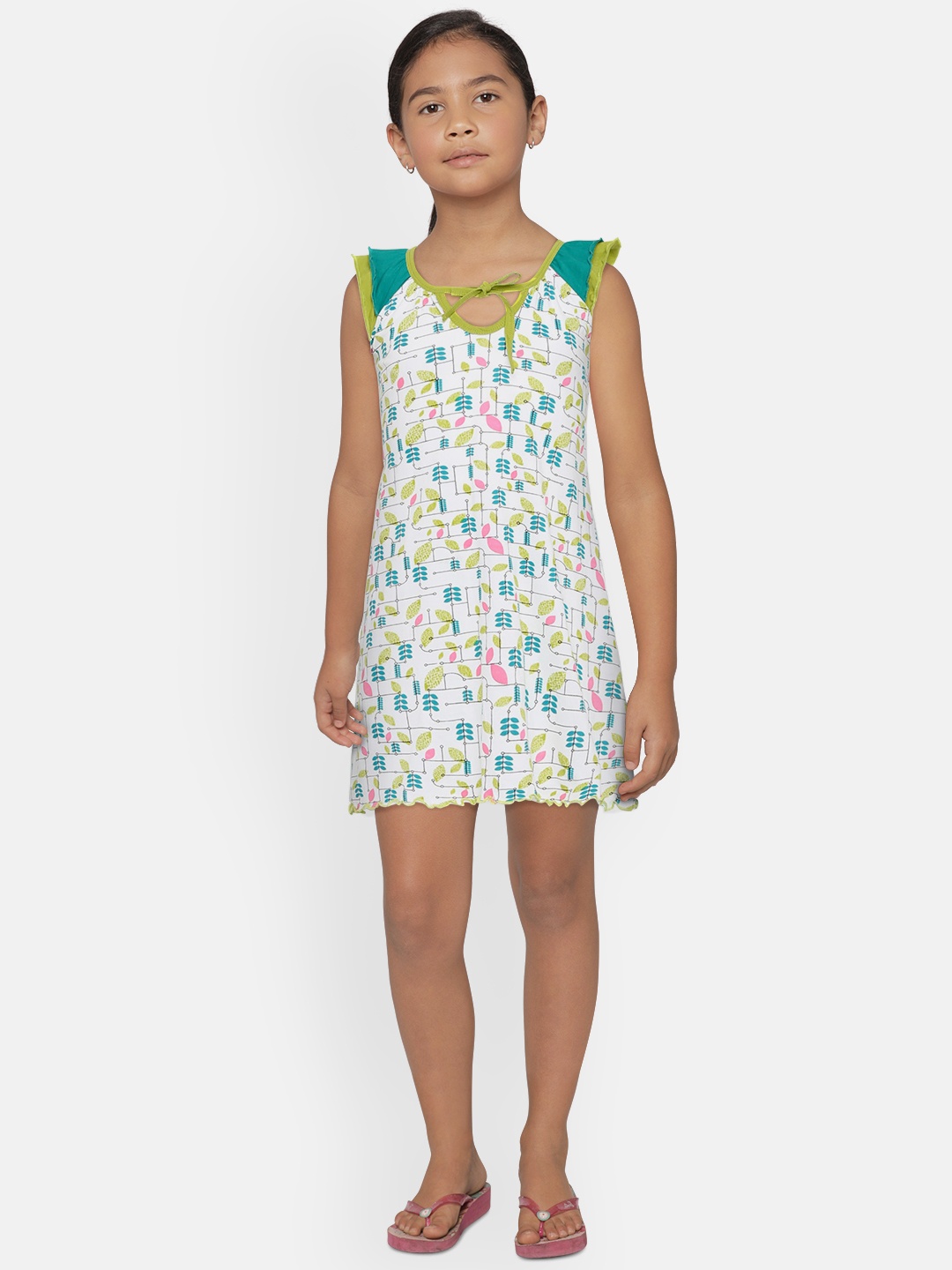 

SINI MINI Girls White & Green Printed Nightdress