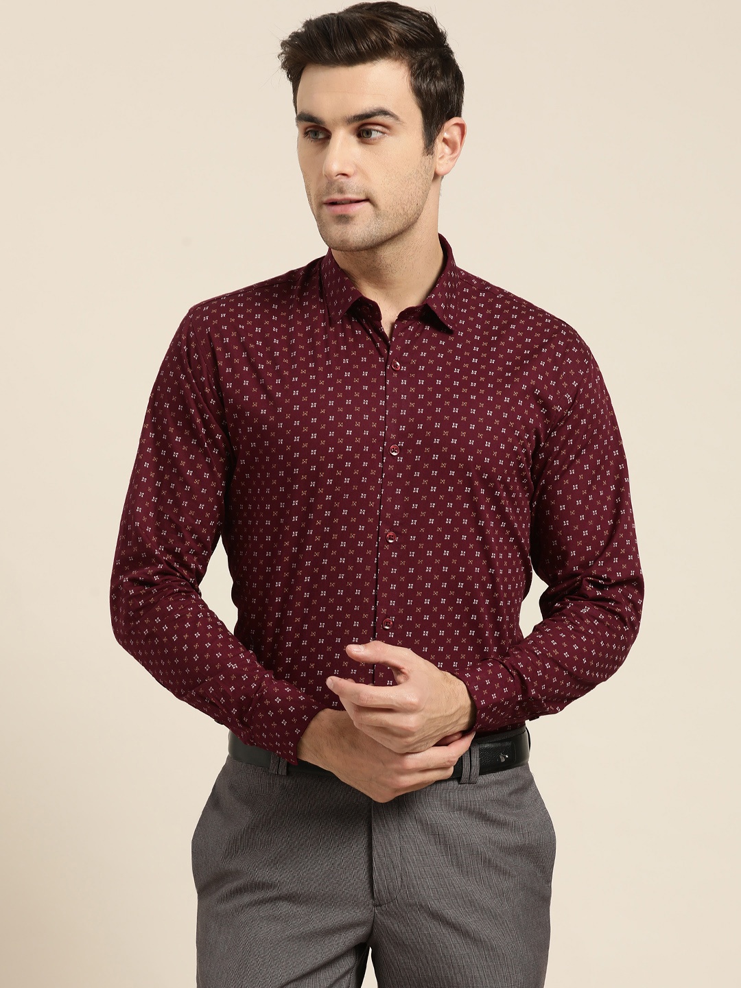 

SOJANYA Men Maroon & White Regular Fit Printed Formal Shirt