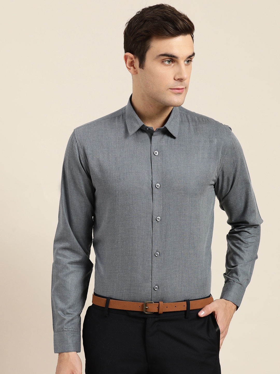 

SOJANYA Men Charcoal Grey Classic Regular Fit Solid Formal Shirt