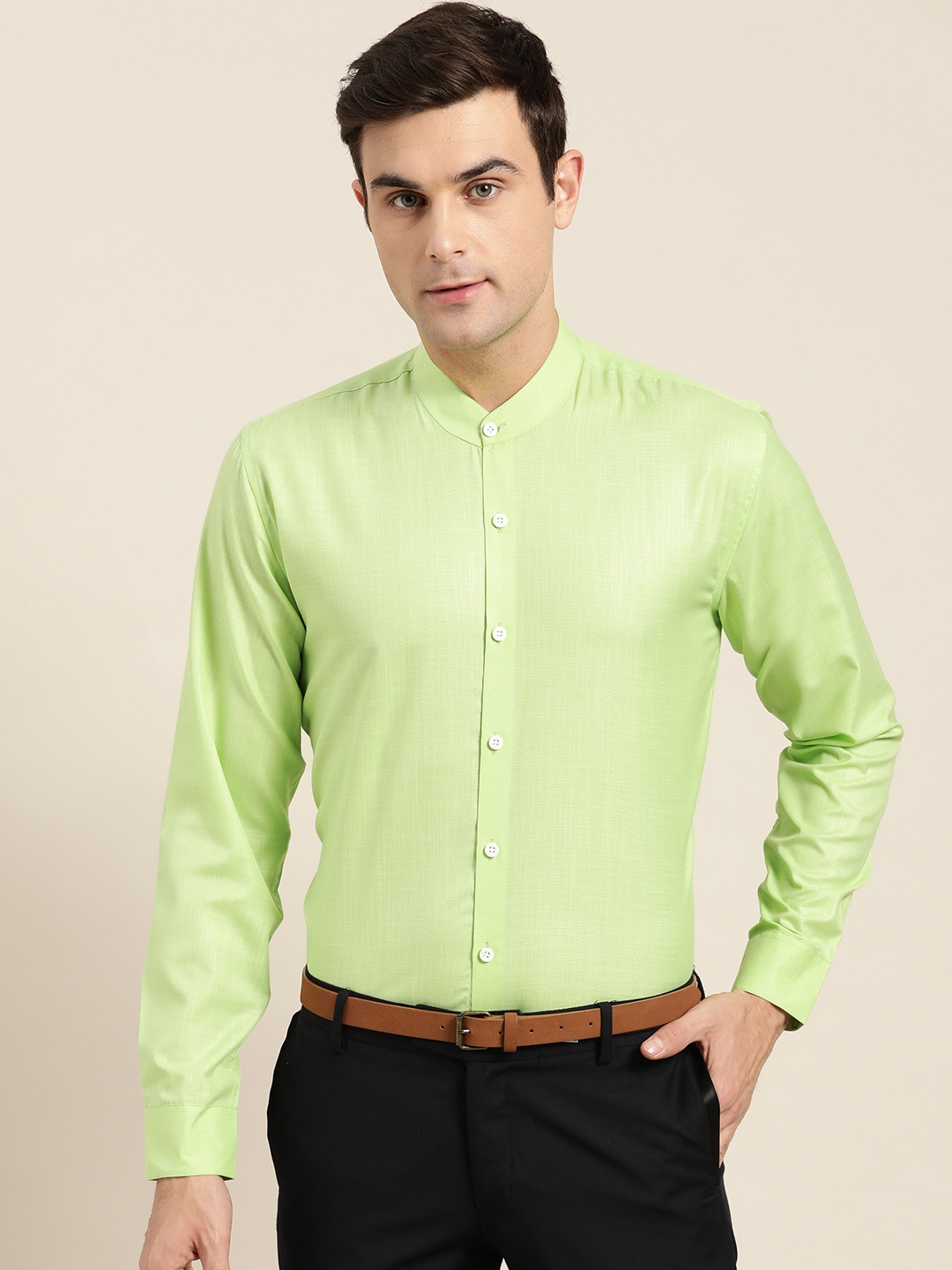 

SOJANYA Men Green Classic Fit Solid Formal Shirt