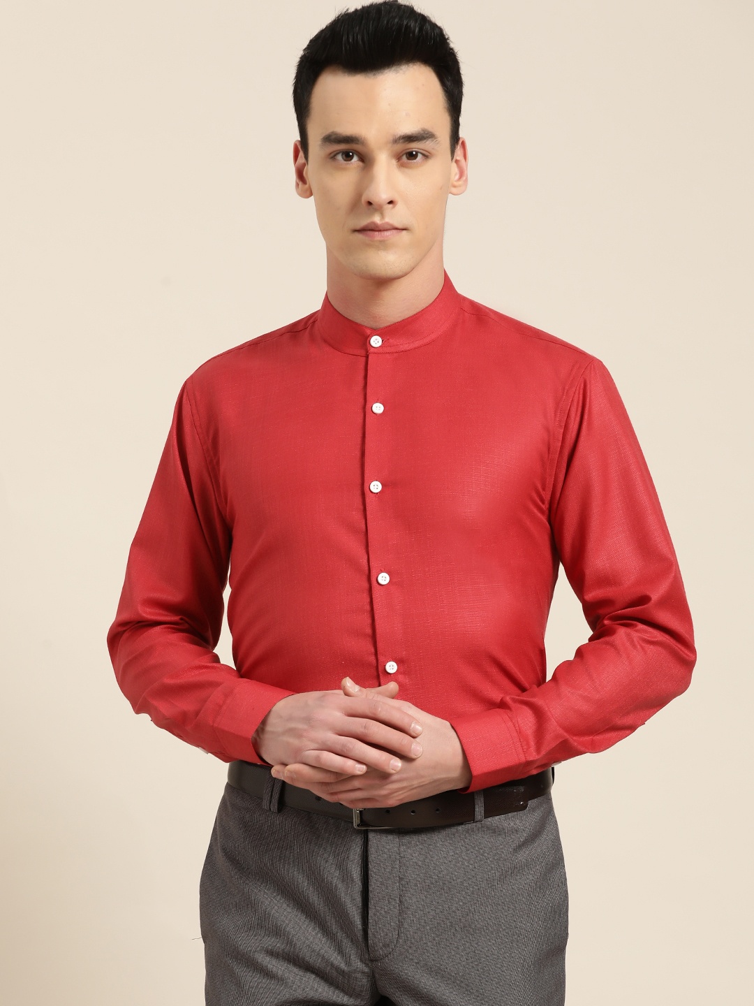 

SOJANYA Men Red Classic Regular Fit Solid Formal Shirt