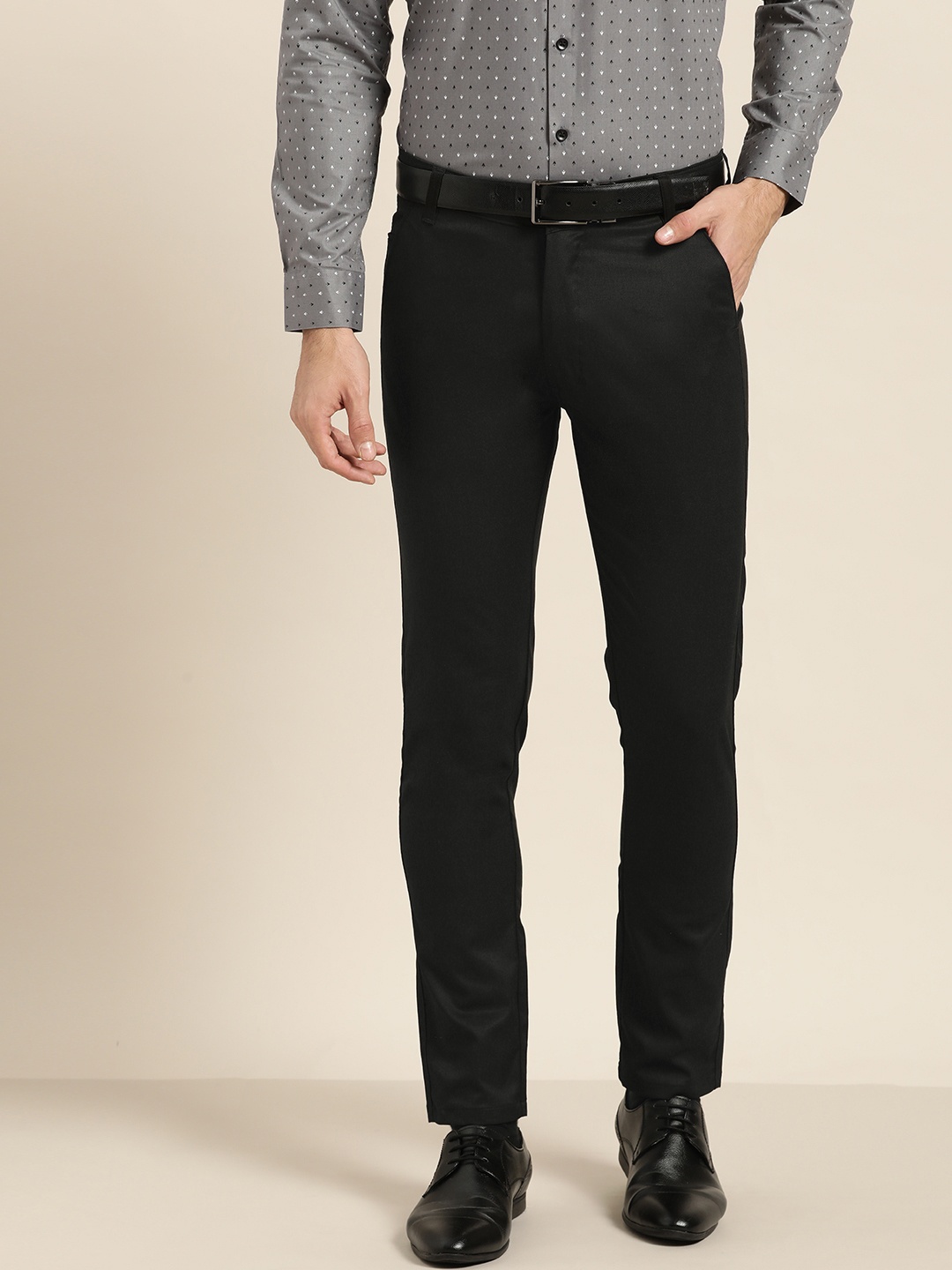 

SOJANYA Men Black Smart Regular Fit Solid Formal Trousers