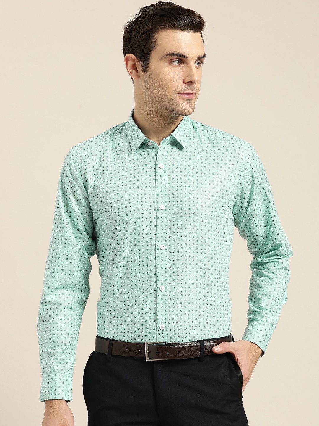 

SOJANYA Men Green Classic Fit Printed Smart Formal Shirt